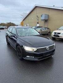 VW Passat Variant