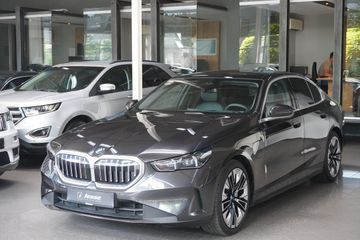 BMW 550