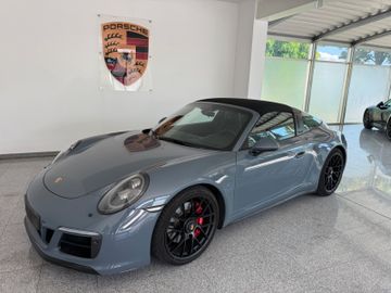 PORSCHE 991