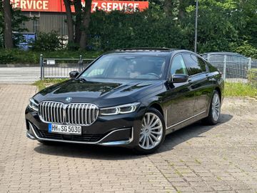 BMW 730