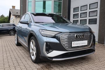 AUDI Q4
