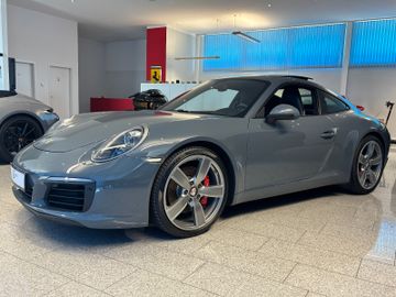 PORSCHE 991