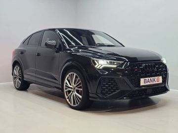 AUDI RSQ3
