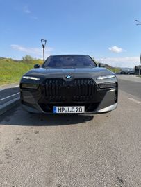BMW 740
