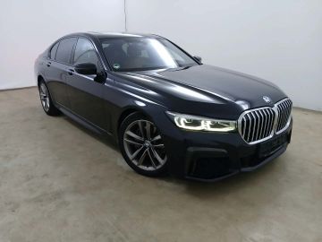 BMW 730