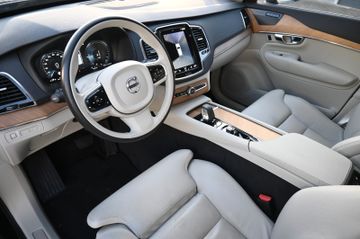 VOLVO XC 90