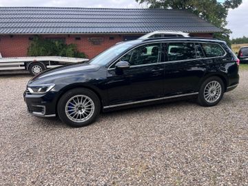 VW Passat Variant