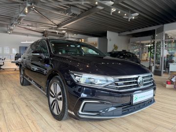 VW Passat Variant