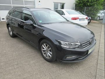 VW Passat Variant