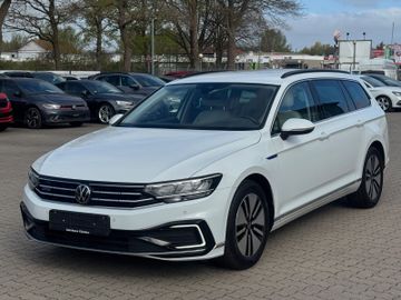 VW Passat Variant