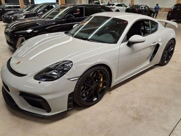 PORSCHE Cayman