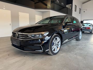 VW Passat Variant