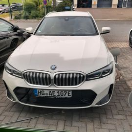 BMW 330