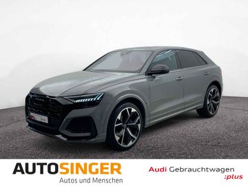 AUDI RSQ8